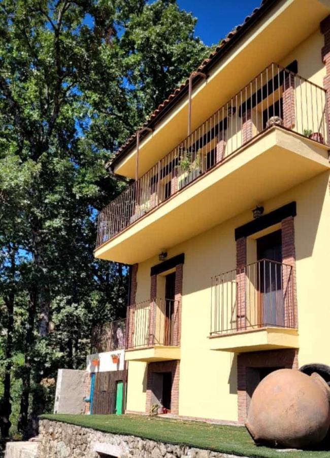 Apartamentos La Rosa Y El Pastor Гихо-де-Санта-Барбара Экстерьер фото